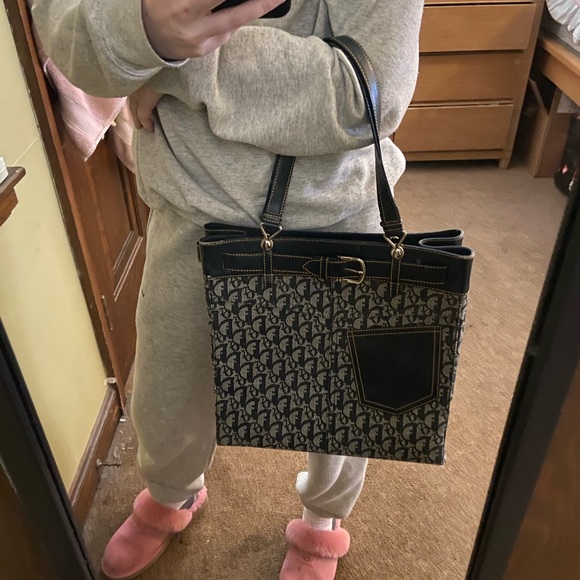 Dior Diorissimo Pocket Tote - Picture 6 of 7